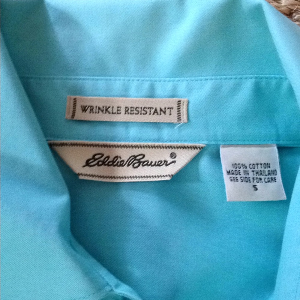 Eddie Bauer sleeveless oxford blouse. - Picture 2 of 3